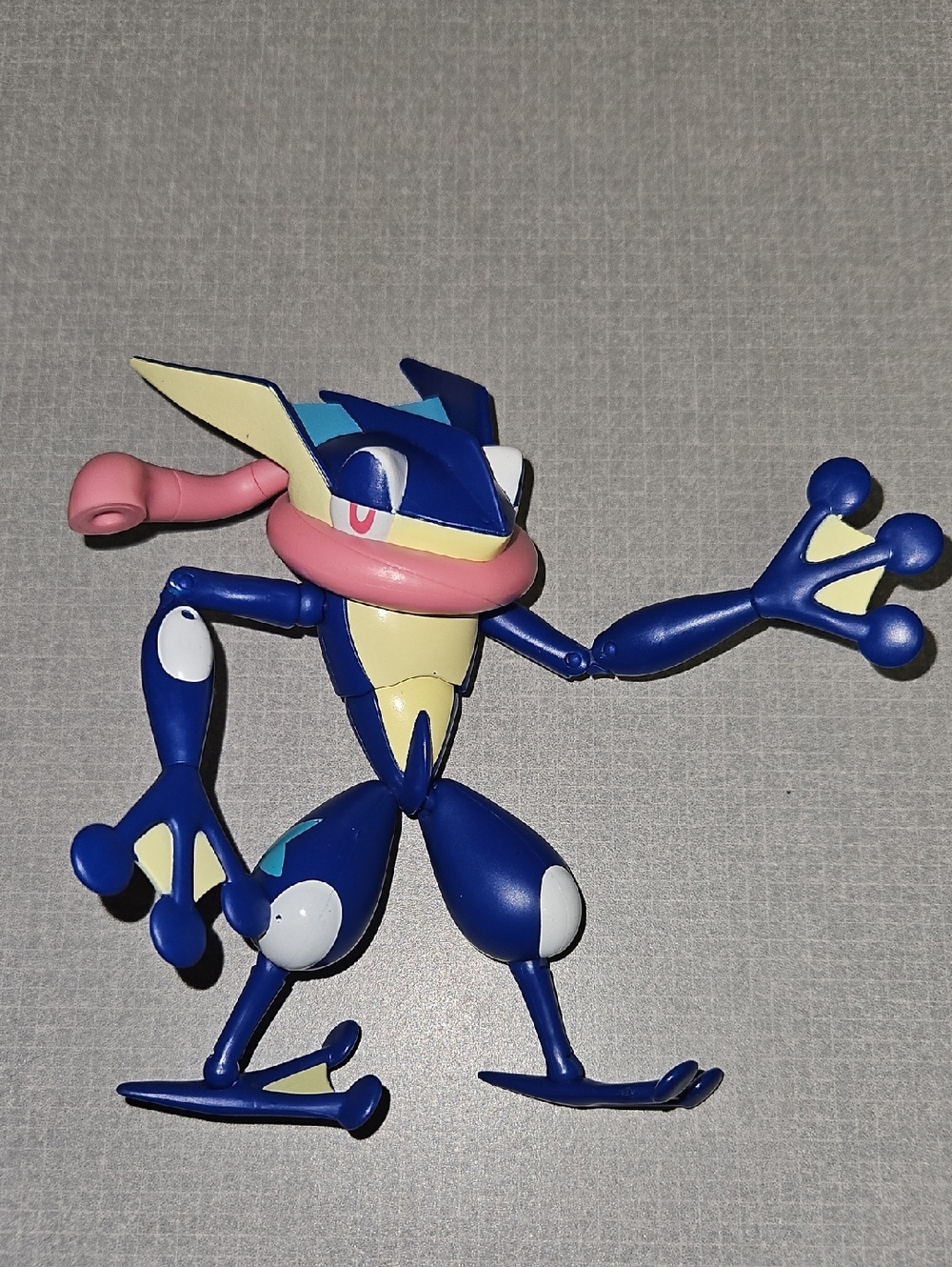 2021 Pokemon Jazwares Select Articulated Greninja 6” Figure
